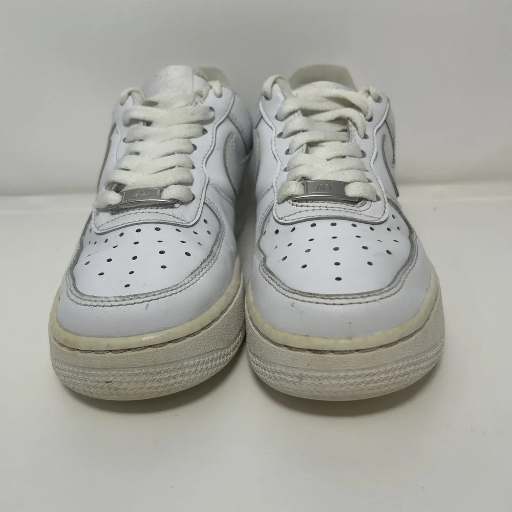 Nike‎ Air Force 1 '07 Low Sneakers Women's Size 5 Triple White DD8959-100